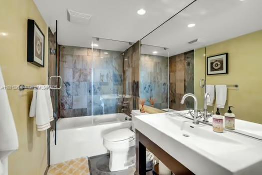 151 Crandon Blvd # 525