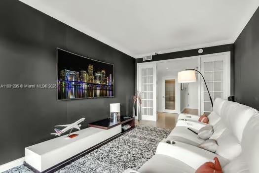 151 Crandon Blvd # 525