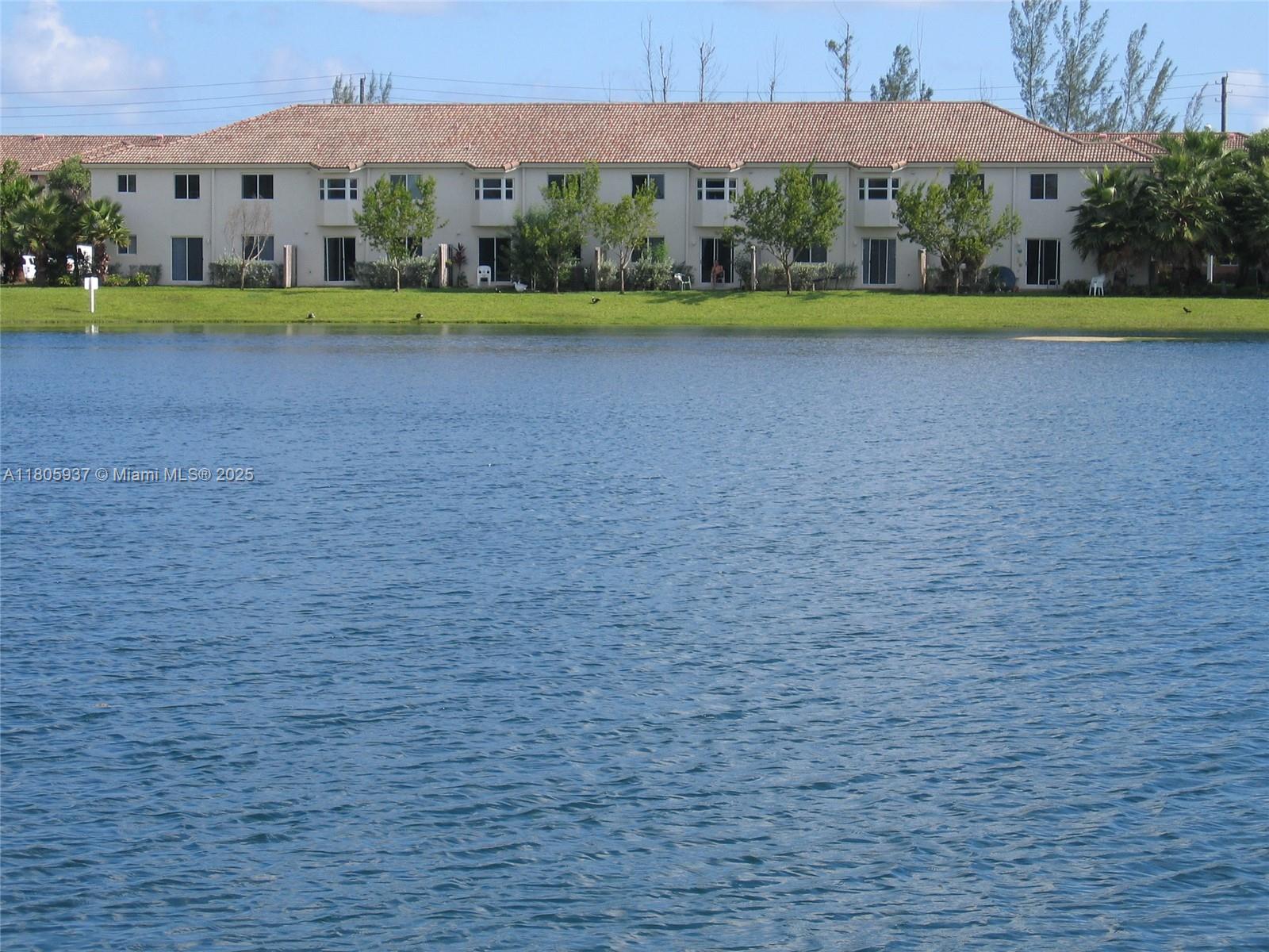 2921 SE 13th Ave # 48 Unit: 106-48