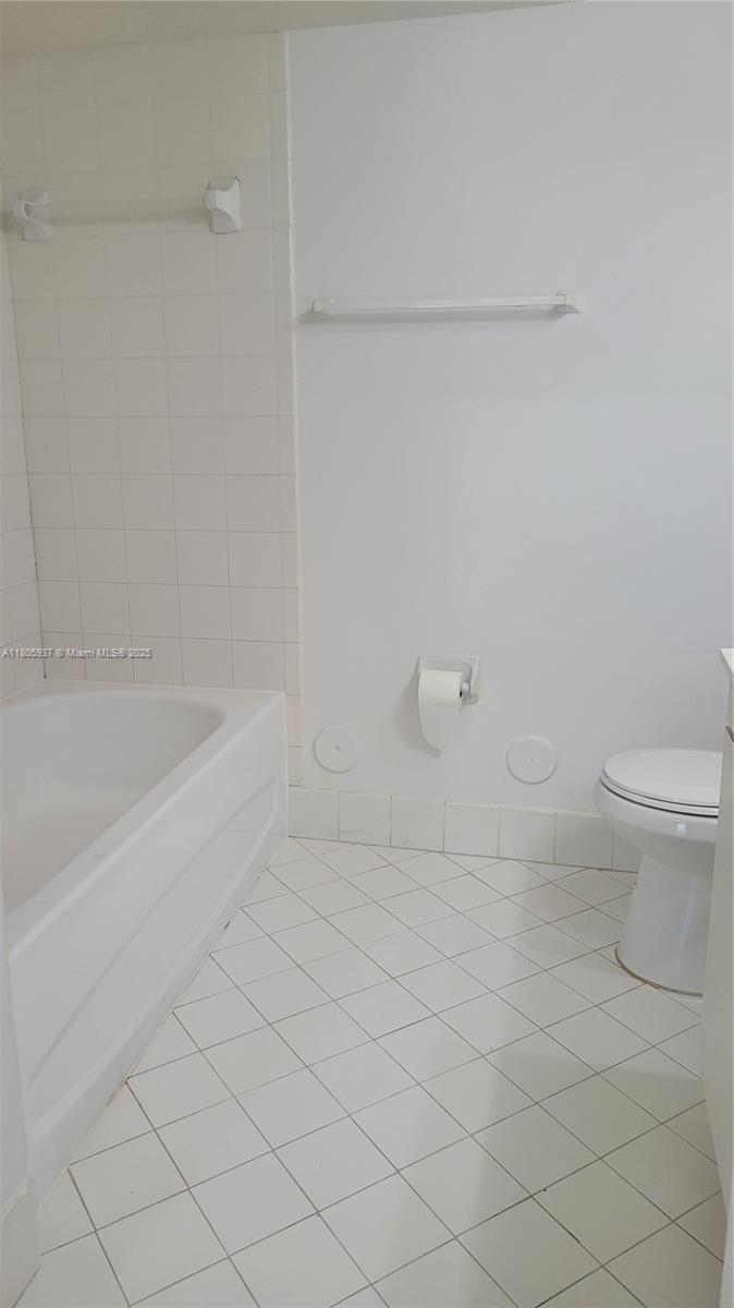 2921 SE 13th Ave # 48 Unit: 106-48