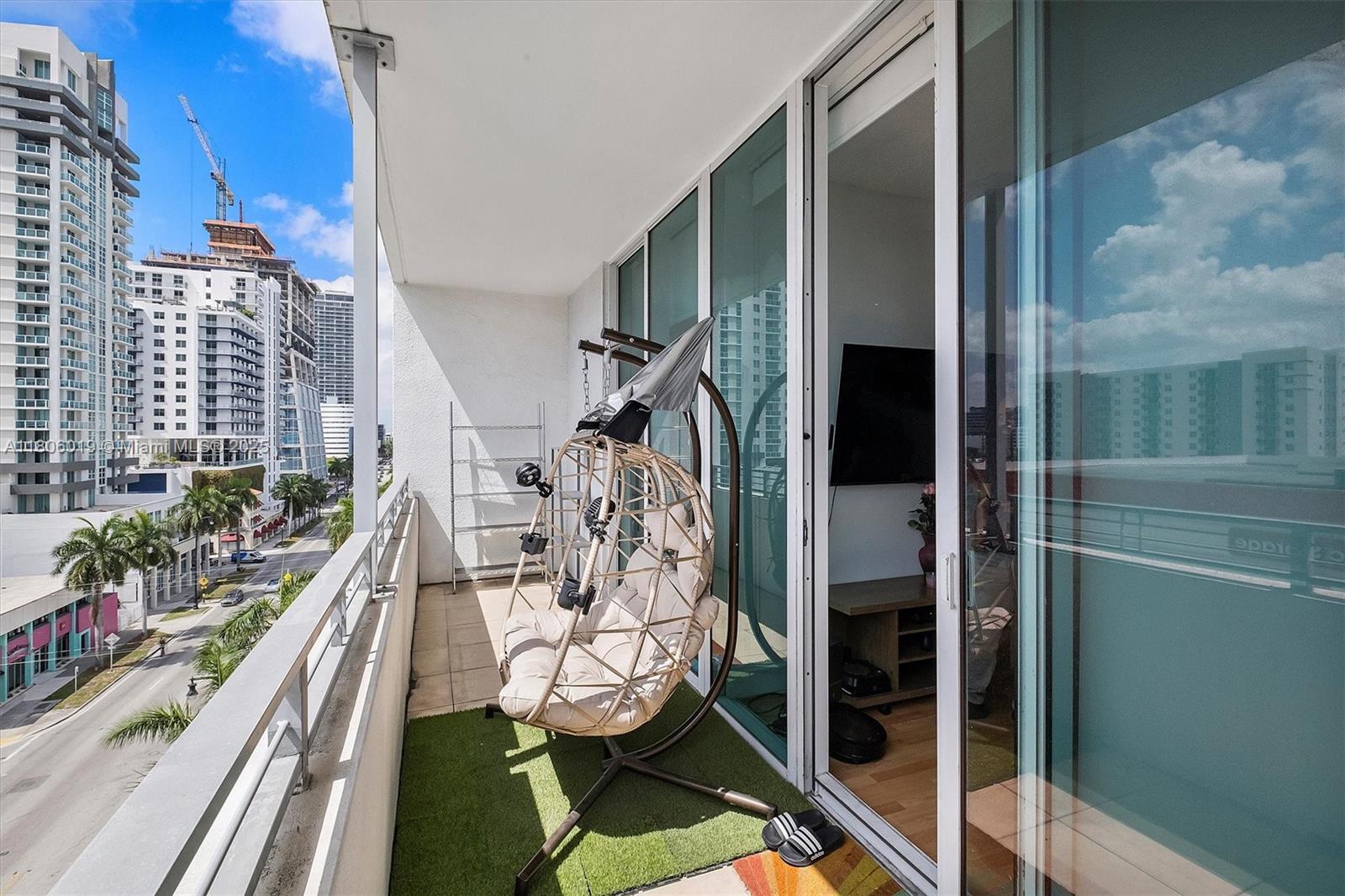 350 NE 24th St # 714