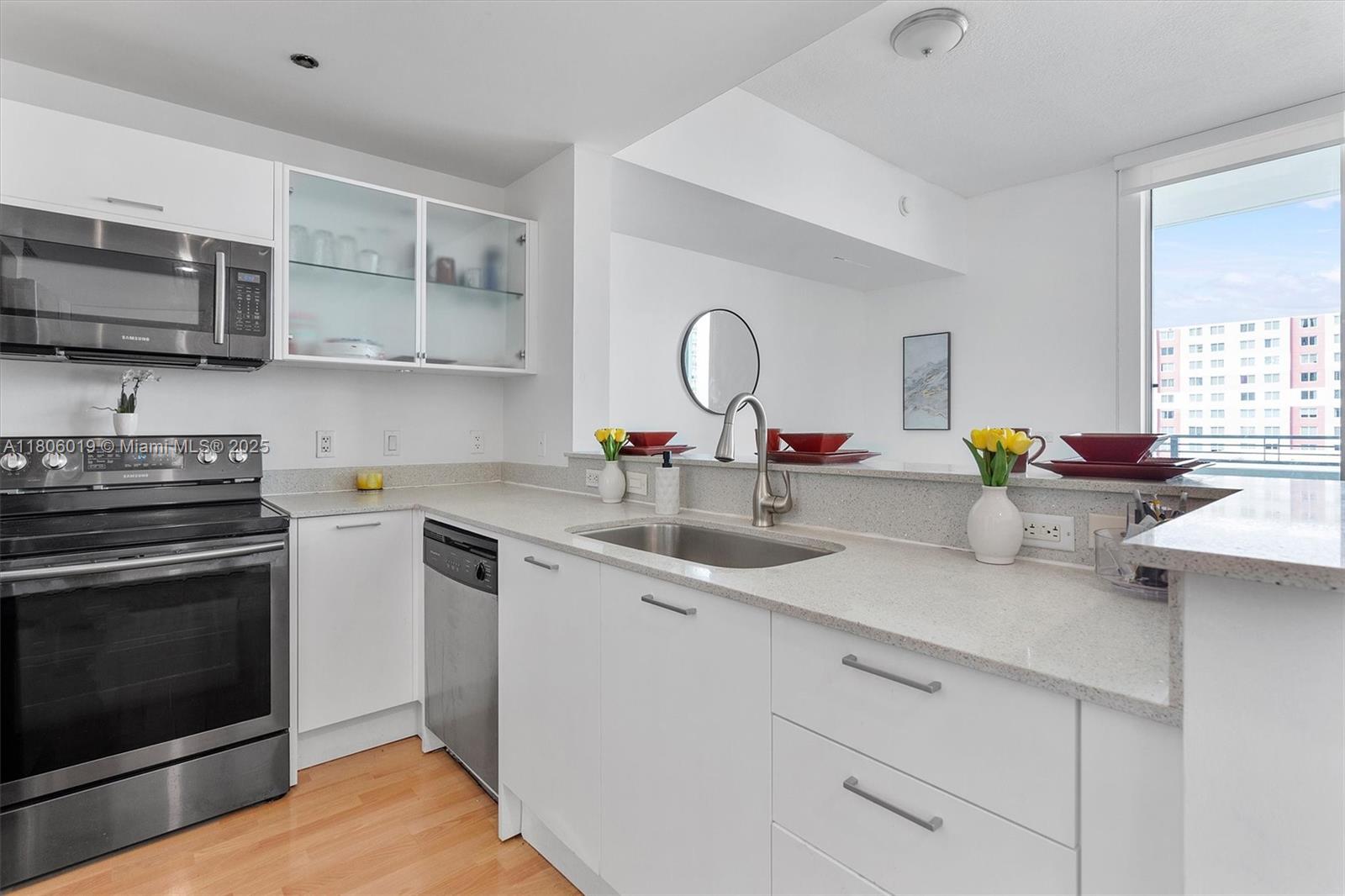 350 NE 24th St # 714