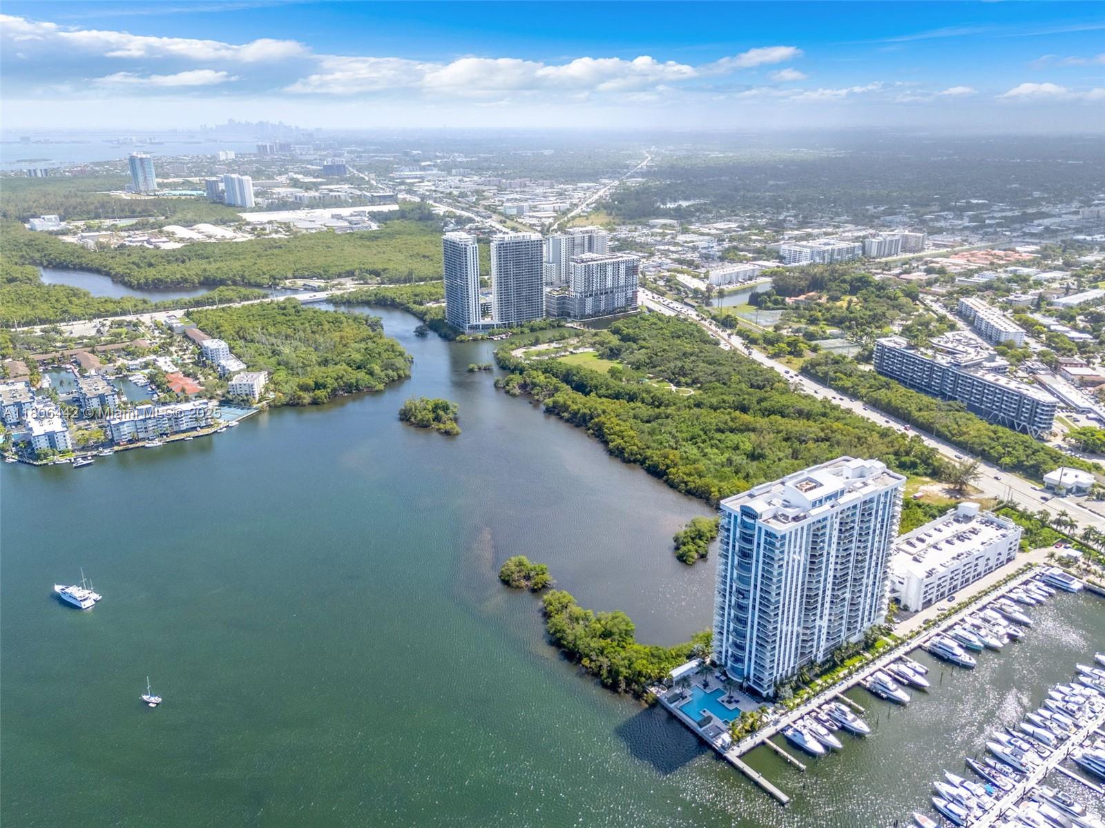 17111 BISCAYNE BL # 506