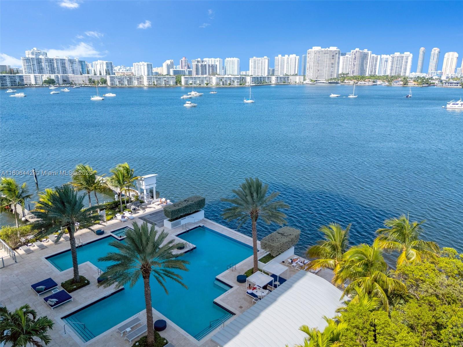 17111 BISCAYNE BL # 506