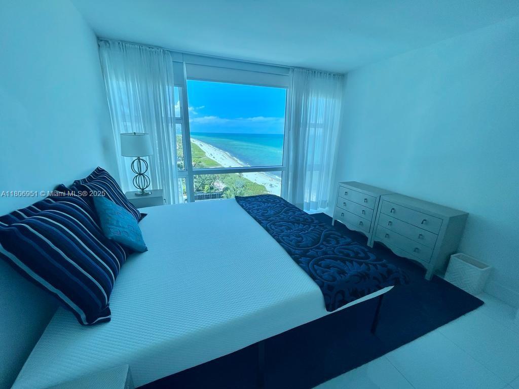 6801 Collins Ave # C1115