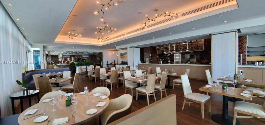 6801 Collins Ave # C1115