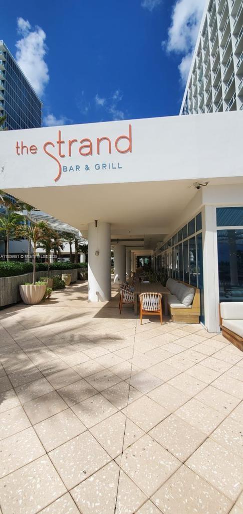 6801 Collins Ave # C1115