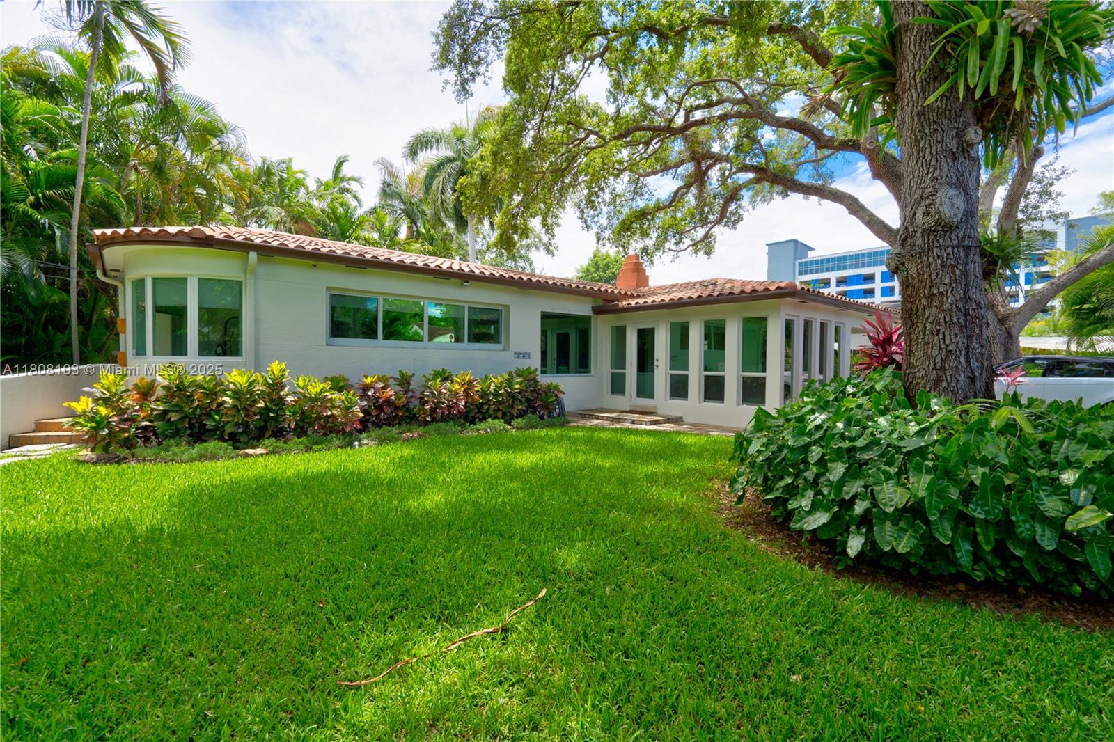 228 SW 31st Rd