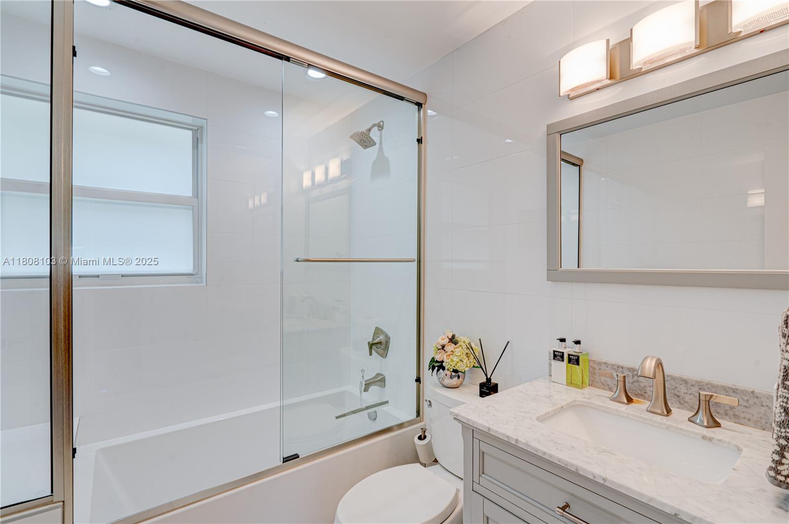 228 SW 31st Rd