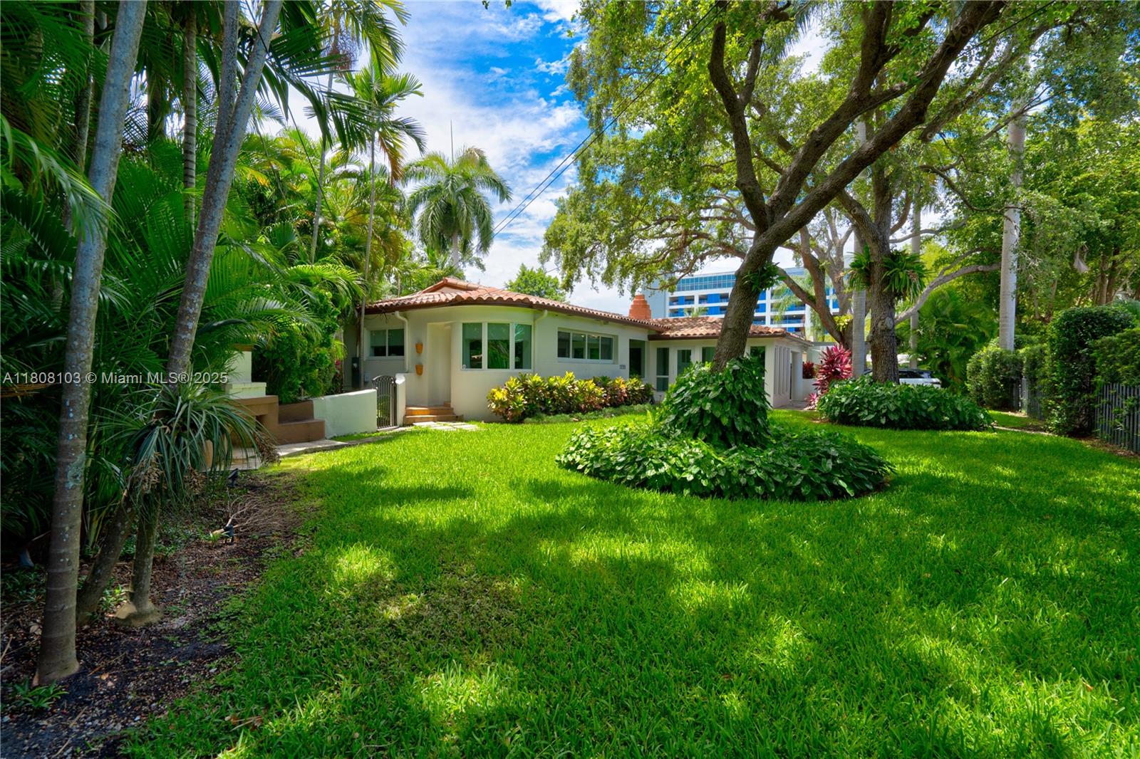 228 SW 31st Rd