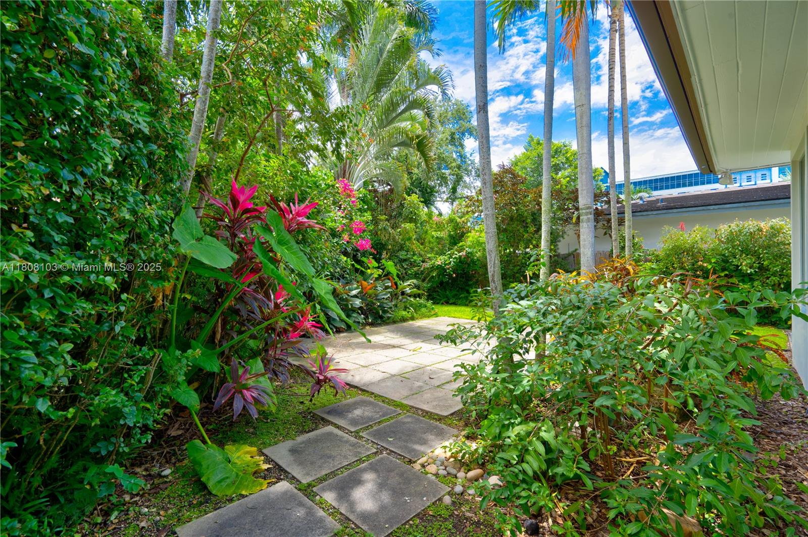 228 SW 31st Rd
