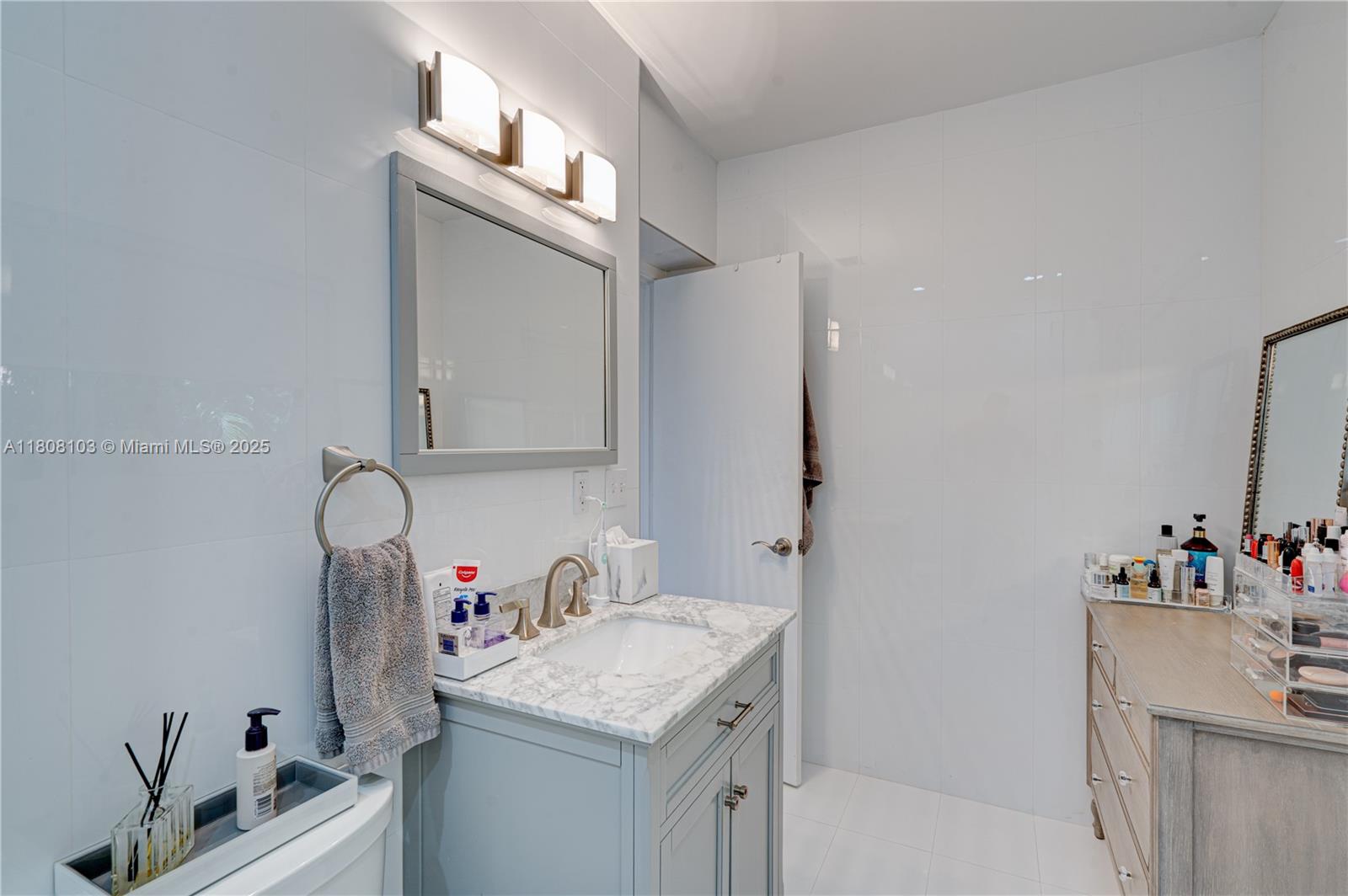 228 SW 31st Rd
