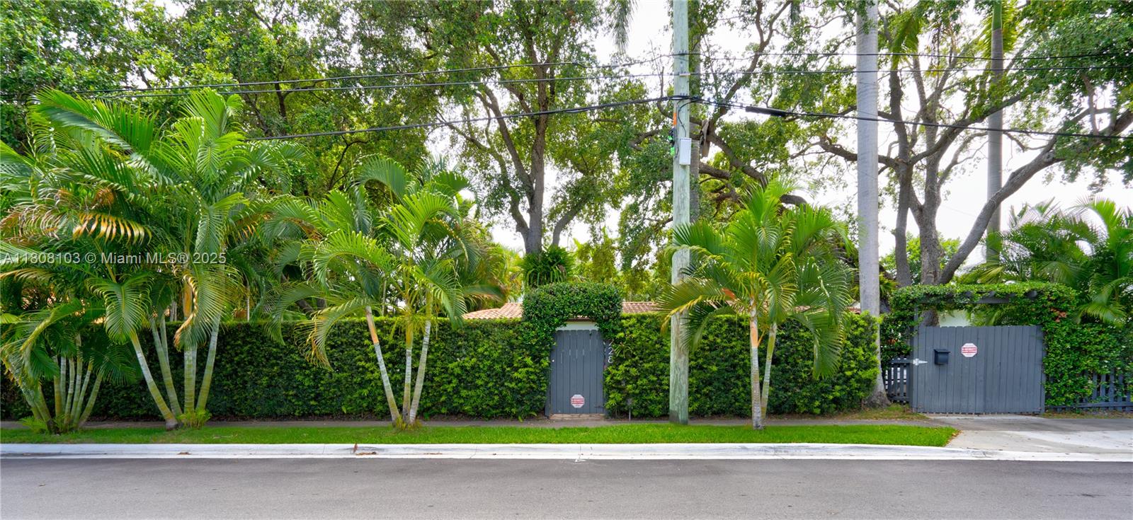 228 SW 31st Rd
