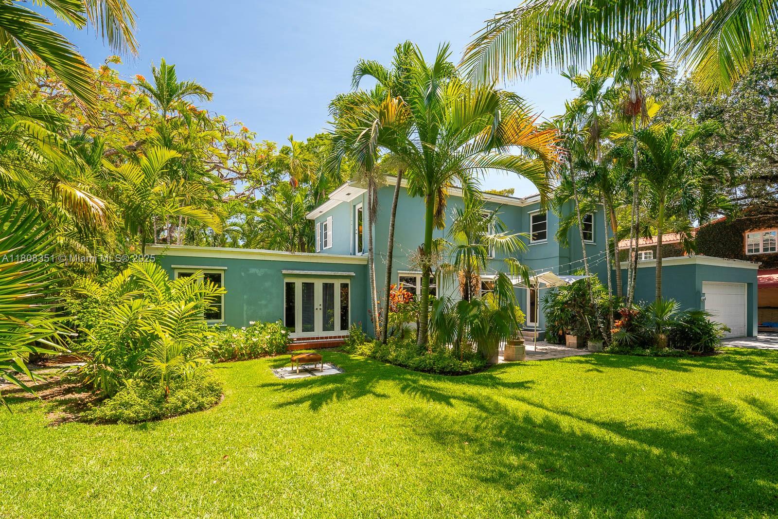 3245 Riviera Dr