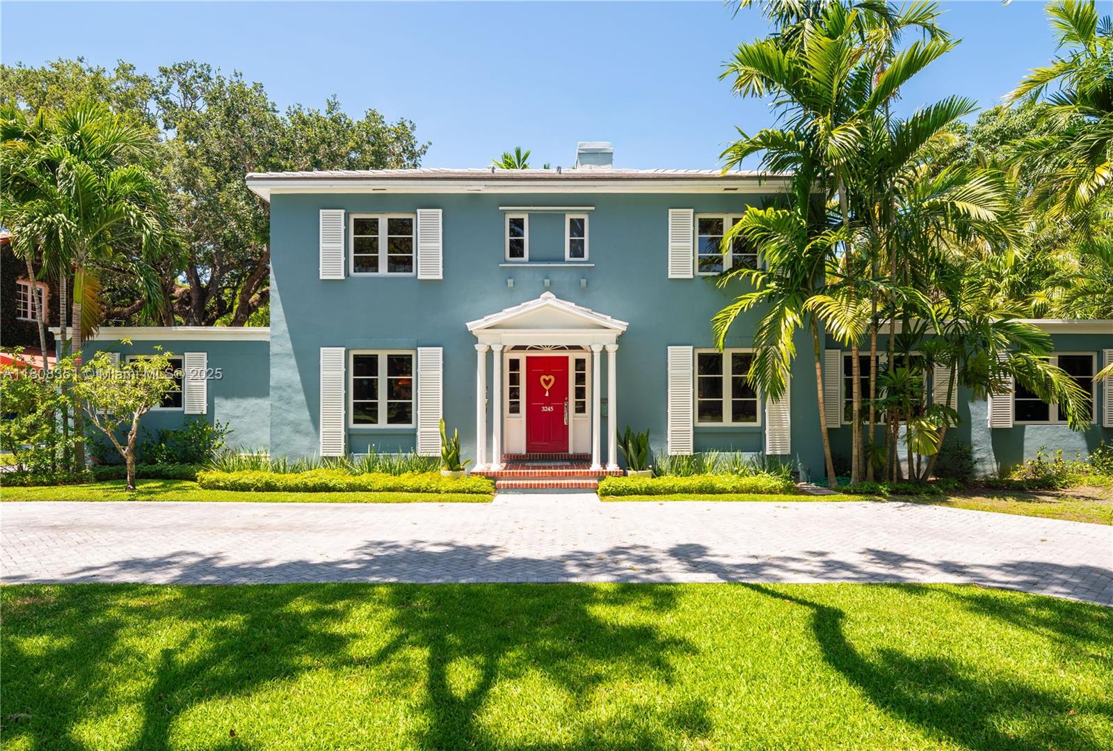 3245 Riviera Dr