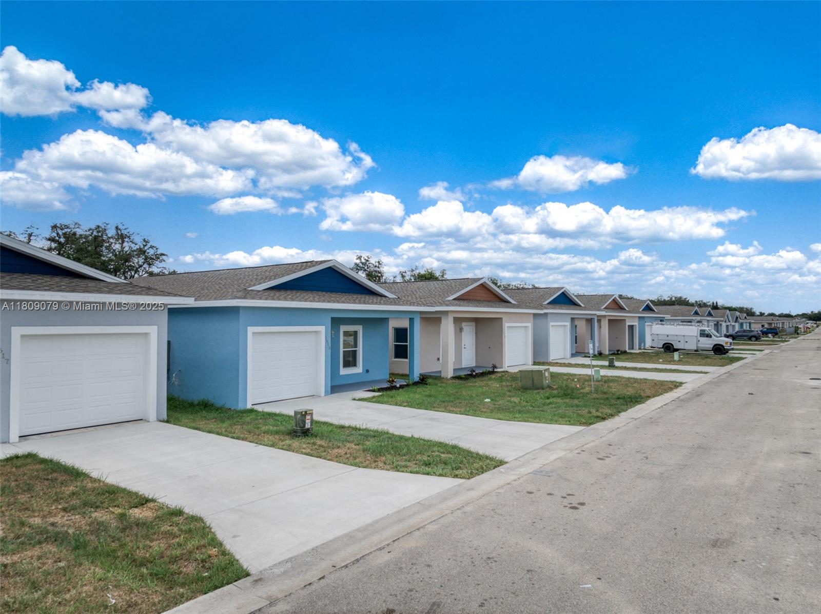 703 Salamanca Ct