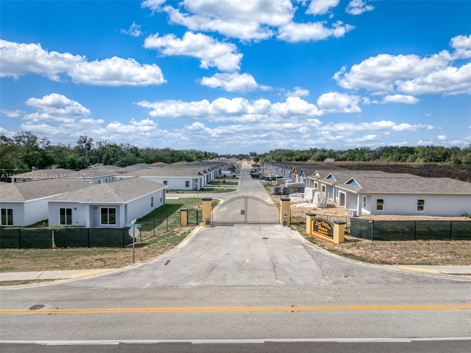 703 Salamanca Ct