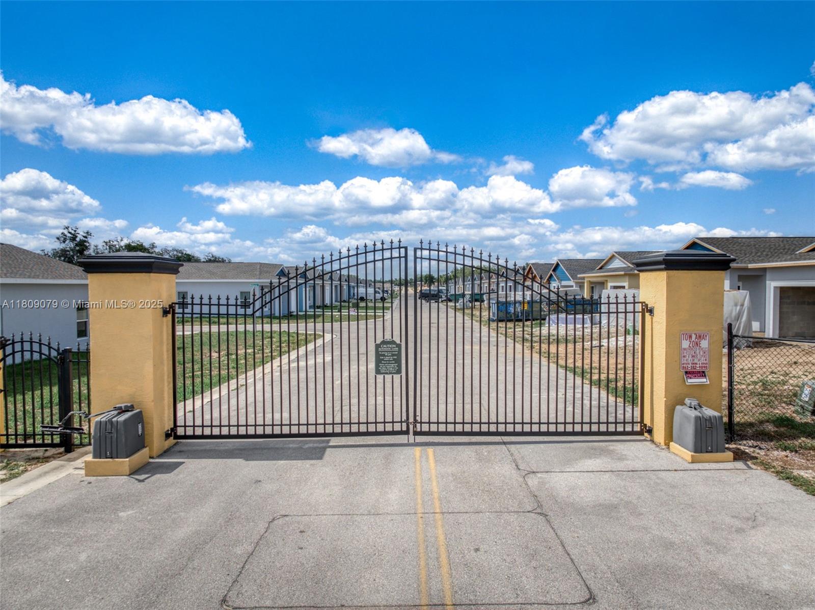 703 Salamanca Ct