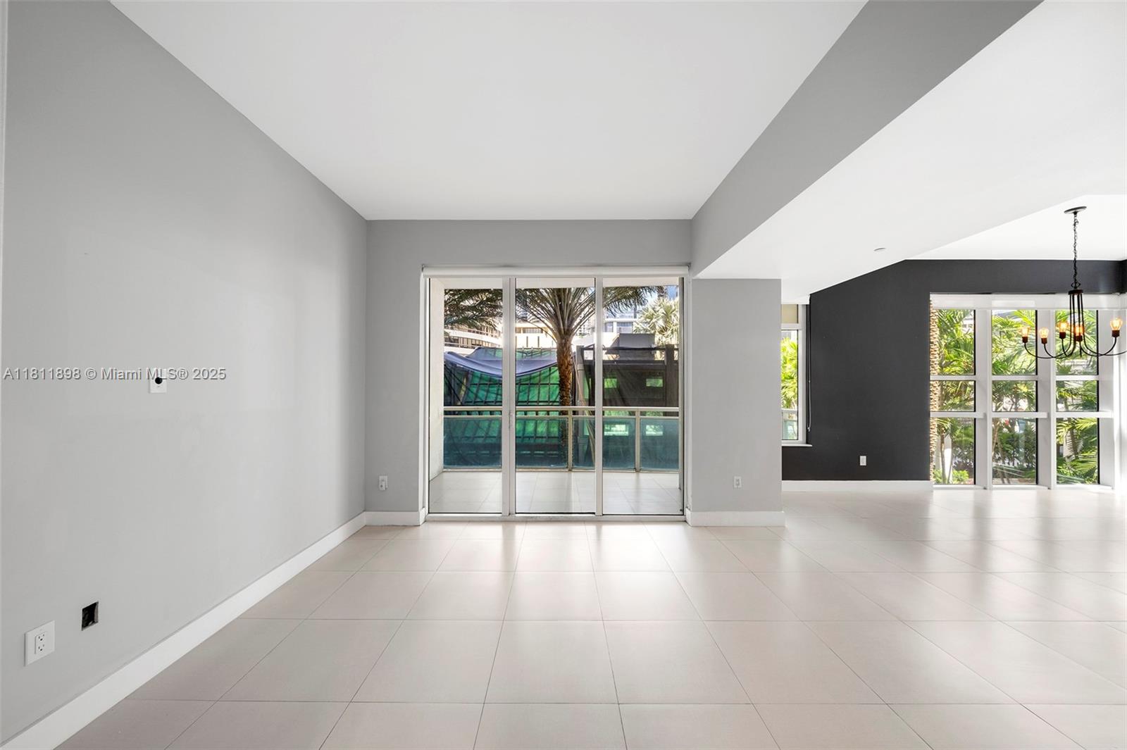 950 Brickell Bay Dr # 200