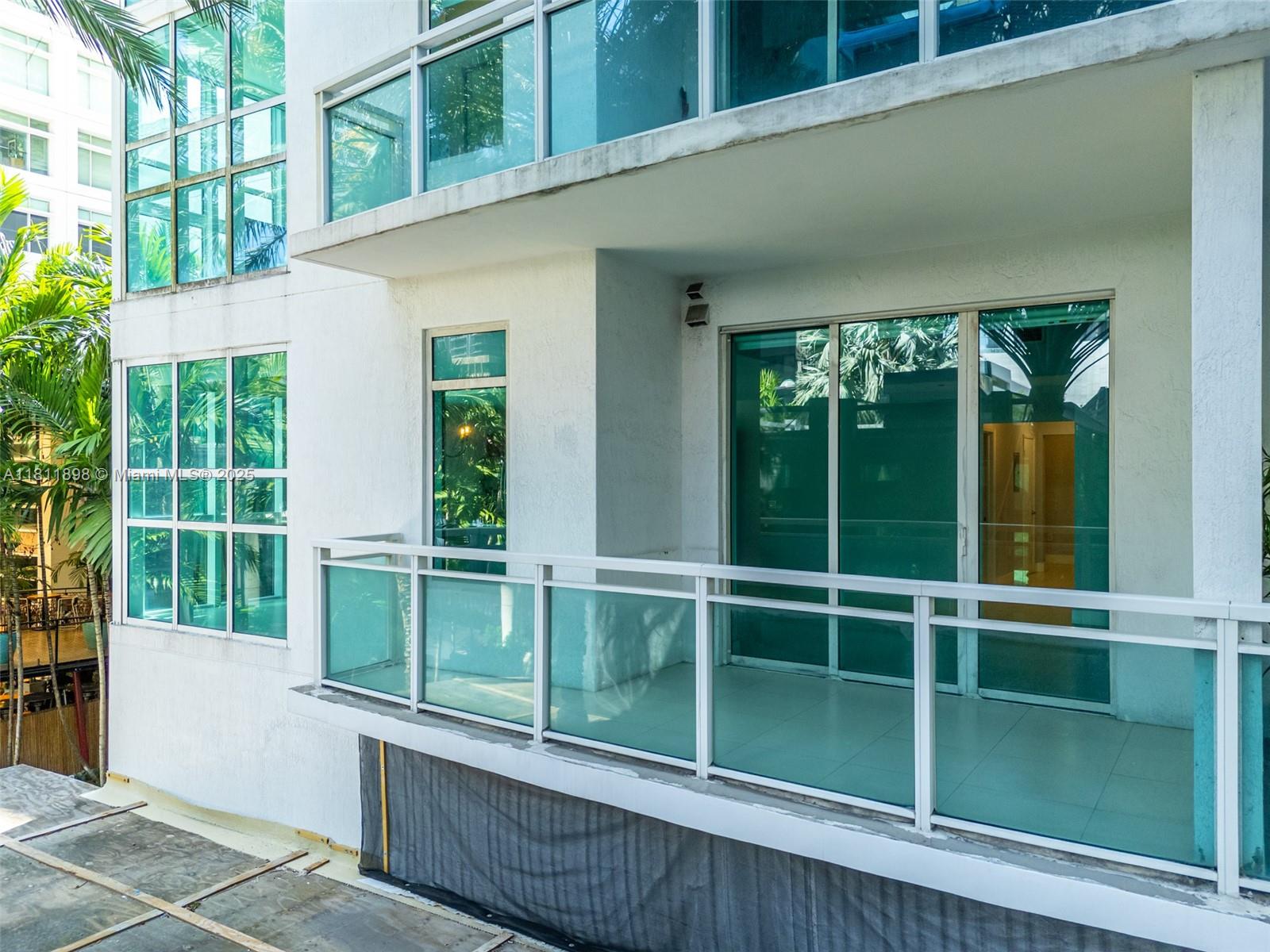 950 Brickell Bay Dr # 200