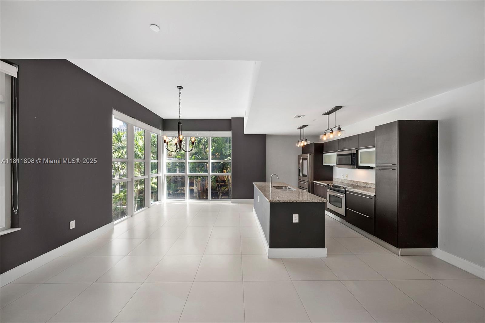 950 Brickell Bay Dr # 200