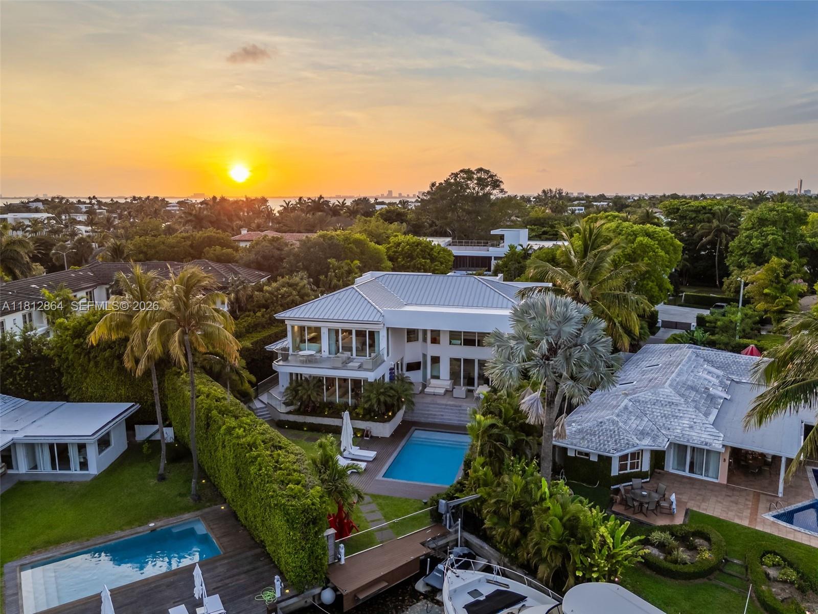 420 Island Dr