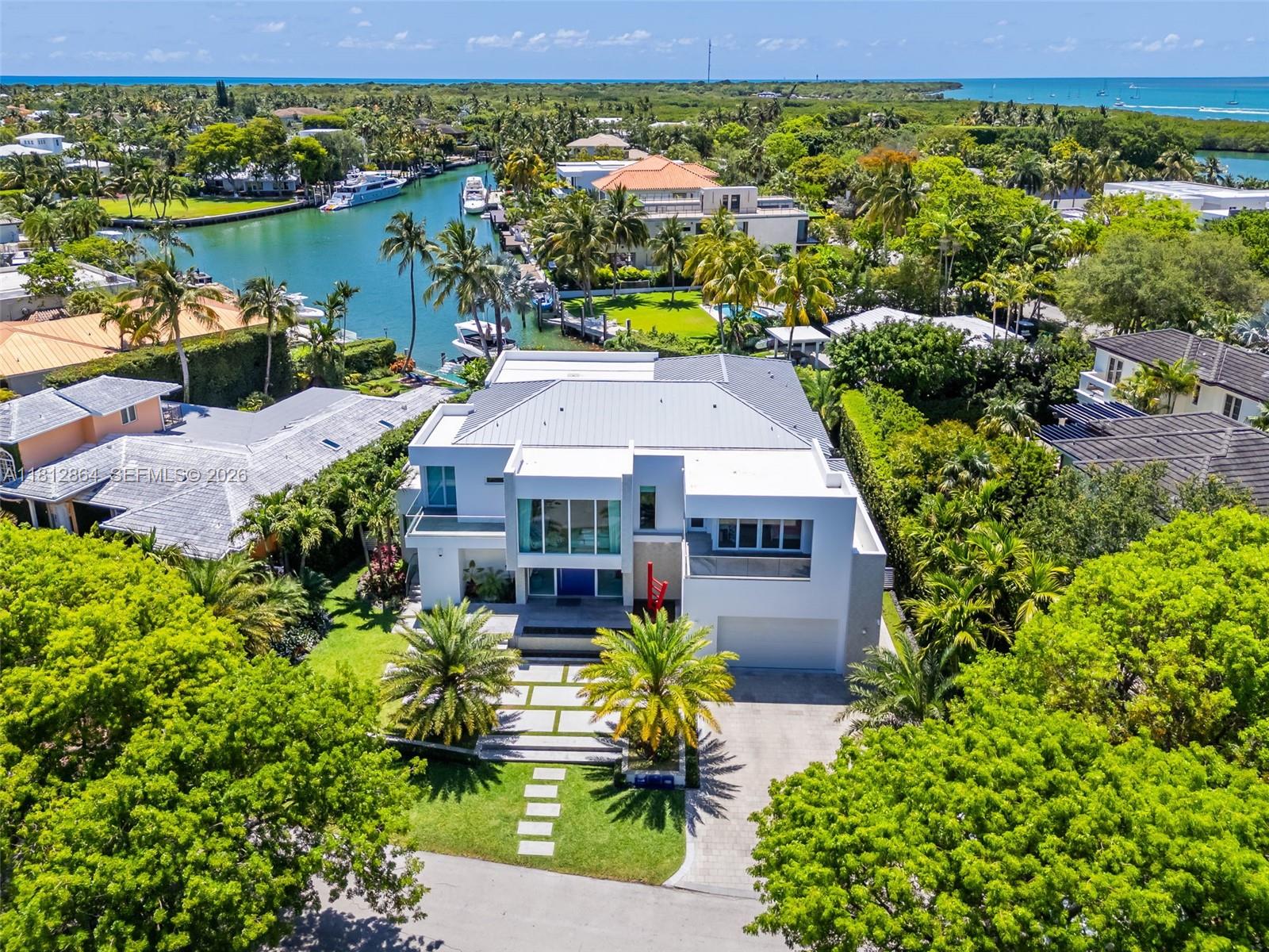 420 Island Dr