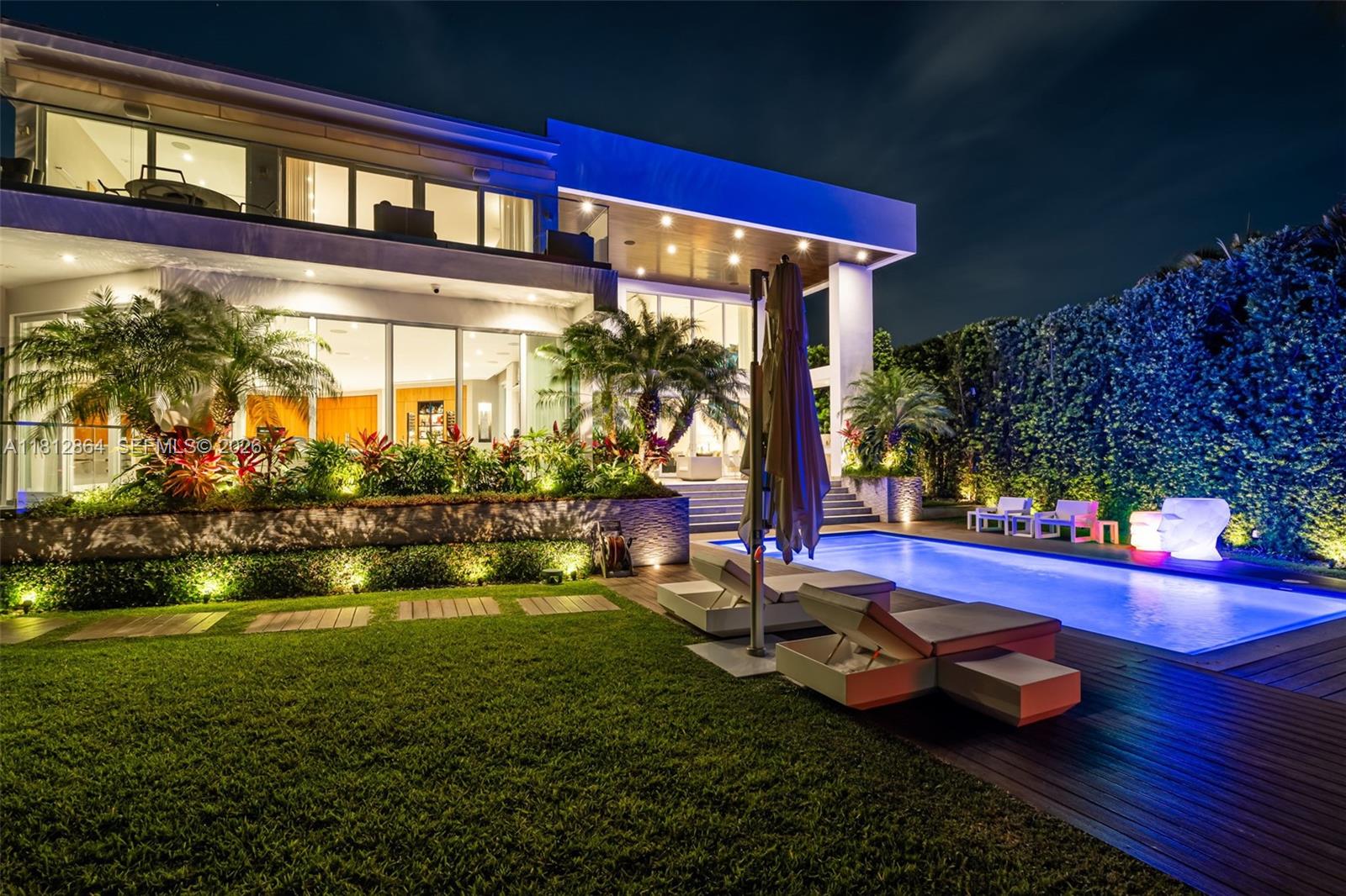 420 Island Dr