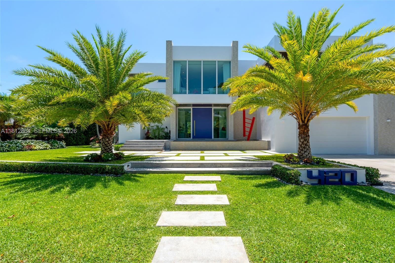 420 Island Dr