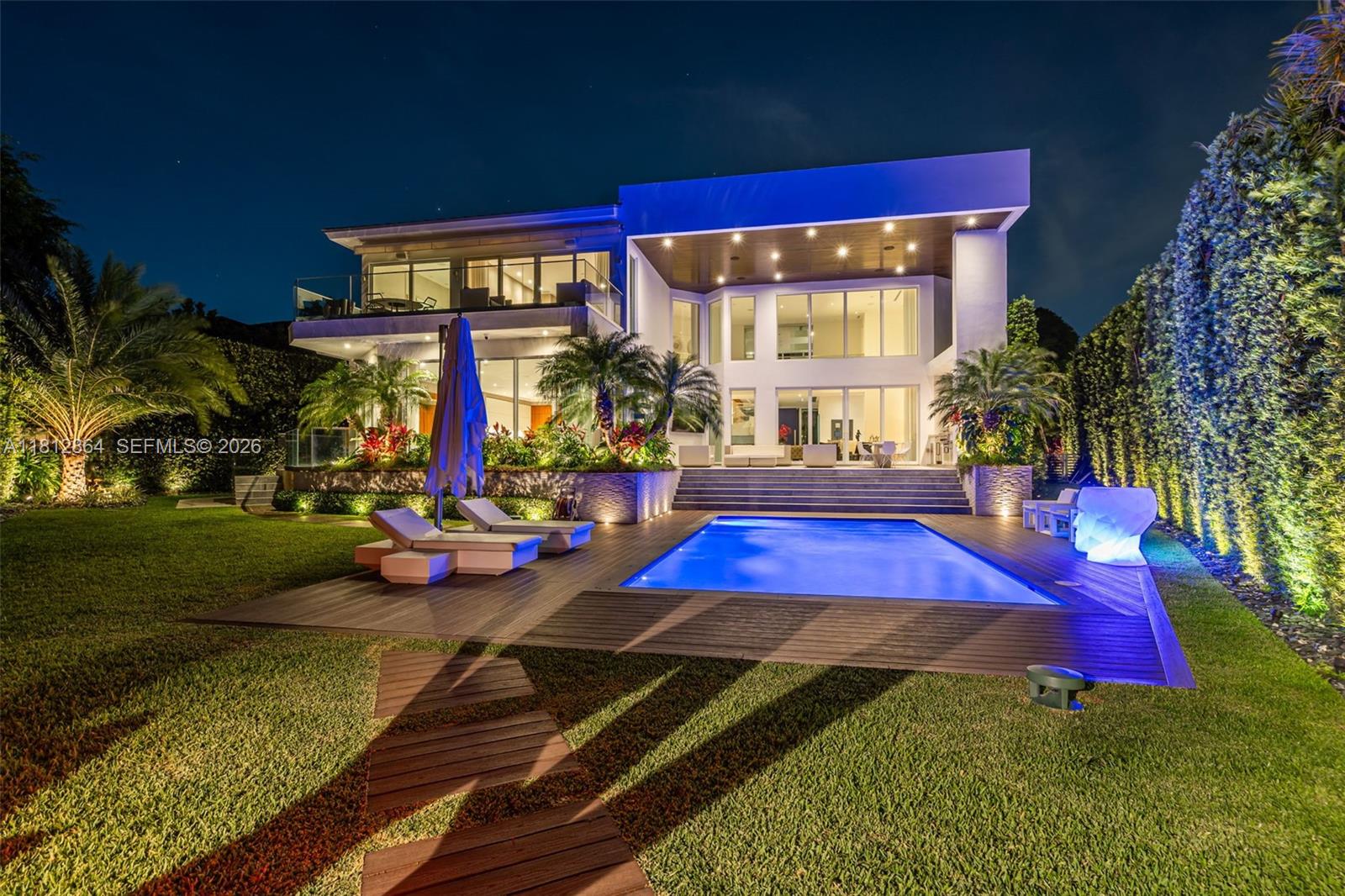 420 Island Dr