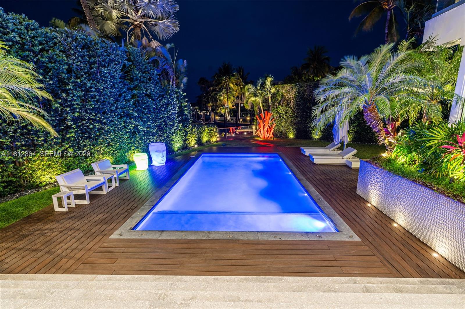 420 Island Dr