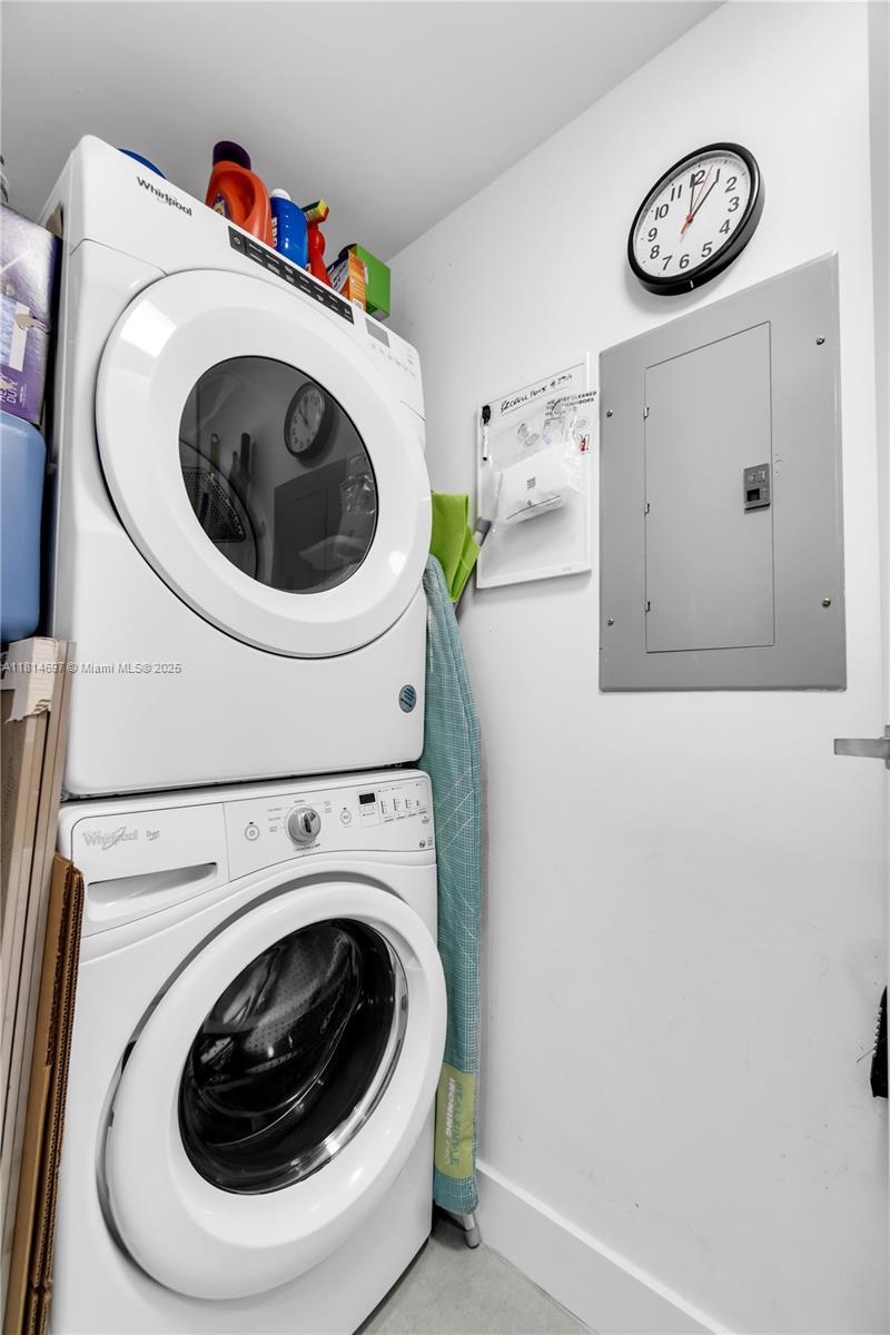 1300 Brickell Bay Dr # 2904