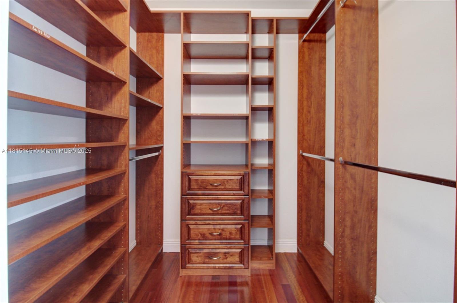 3665 Justison Rd Unit: .