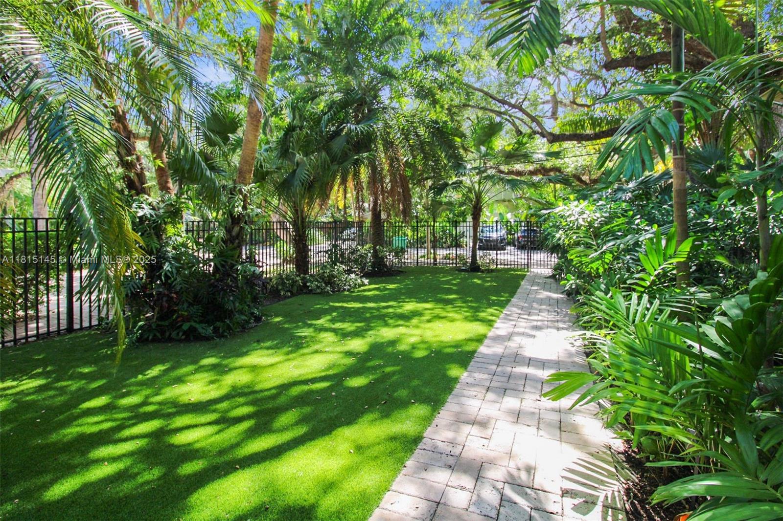 3665 Justison Rd Unit: .