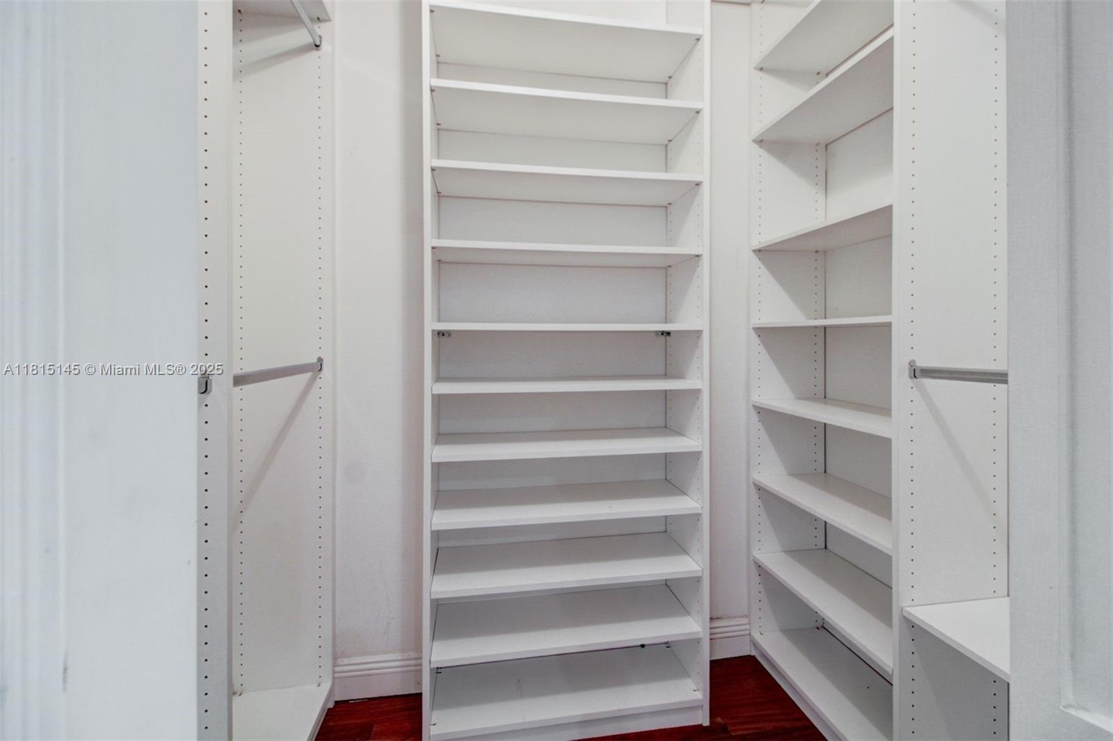 3665 Justison Rd Unit: .