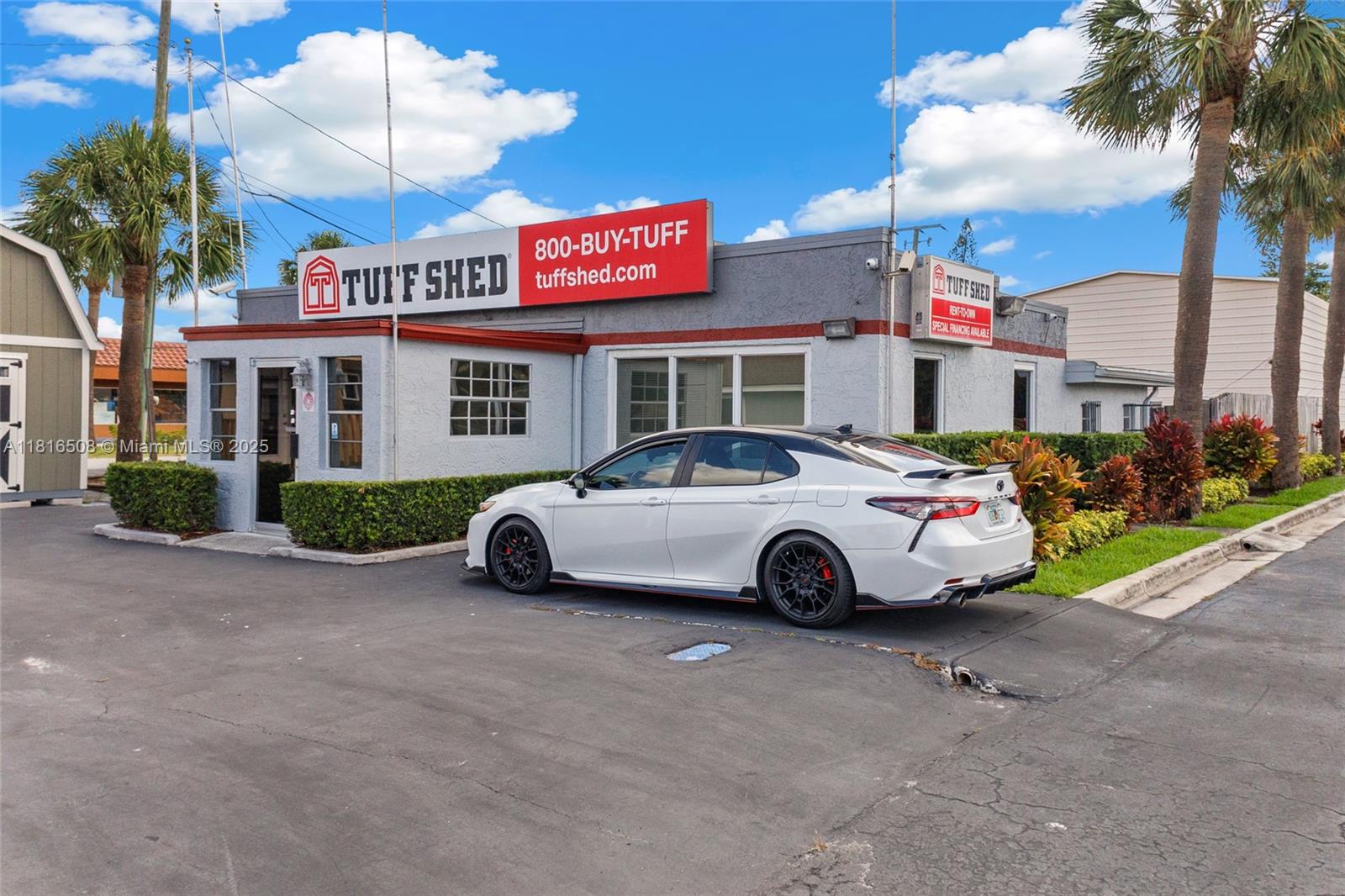 2402 S US Highway 1