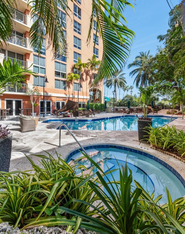 2951 S Bayshore Dr # 917