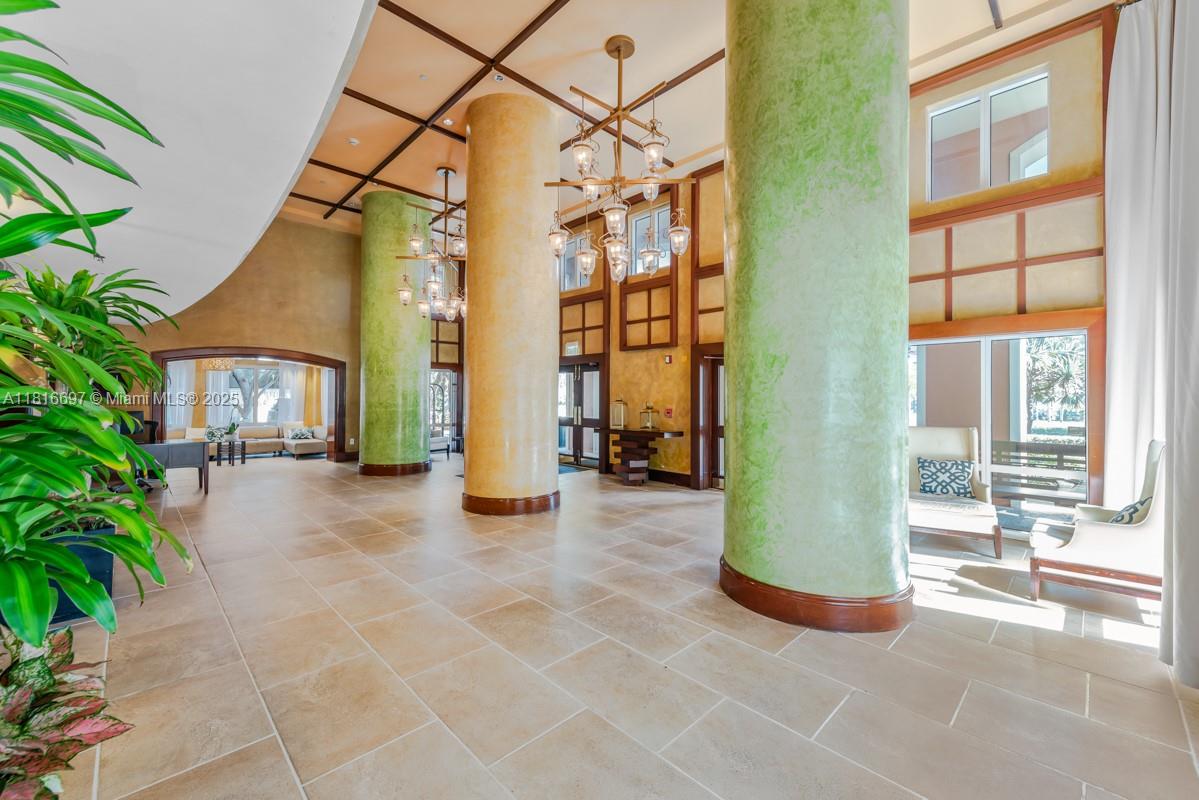 2951 S Bayshore Dr # 917