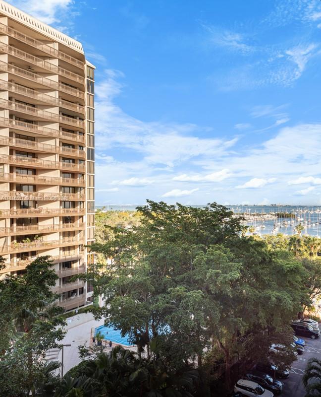 2951 S Bayshore Dr # 917