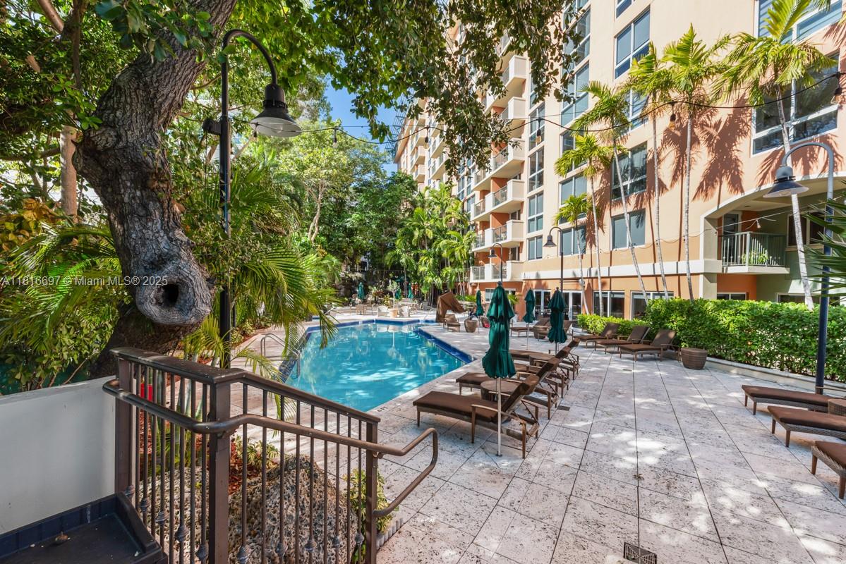 2951 S Bayshore Dr # 917