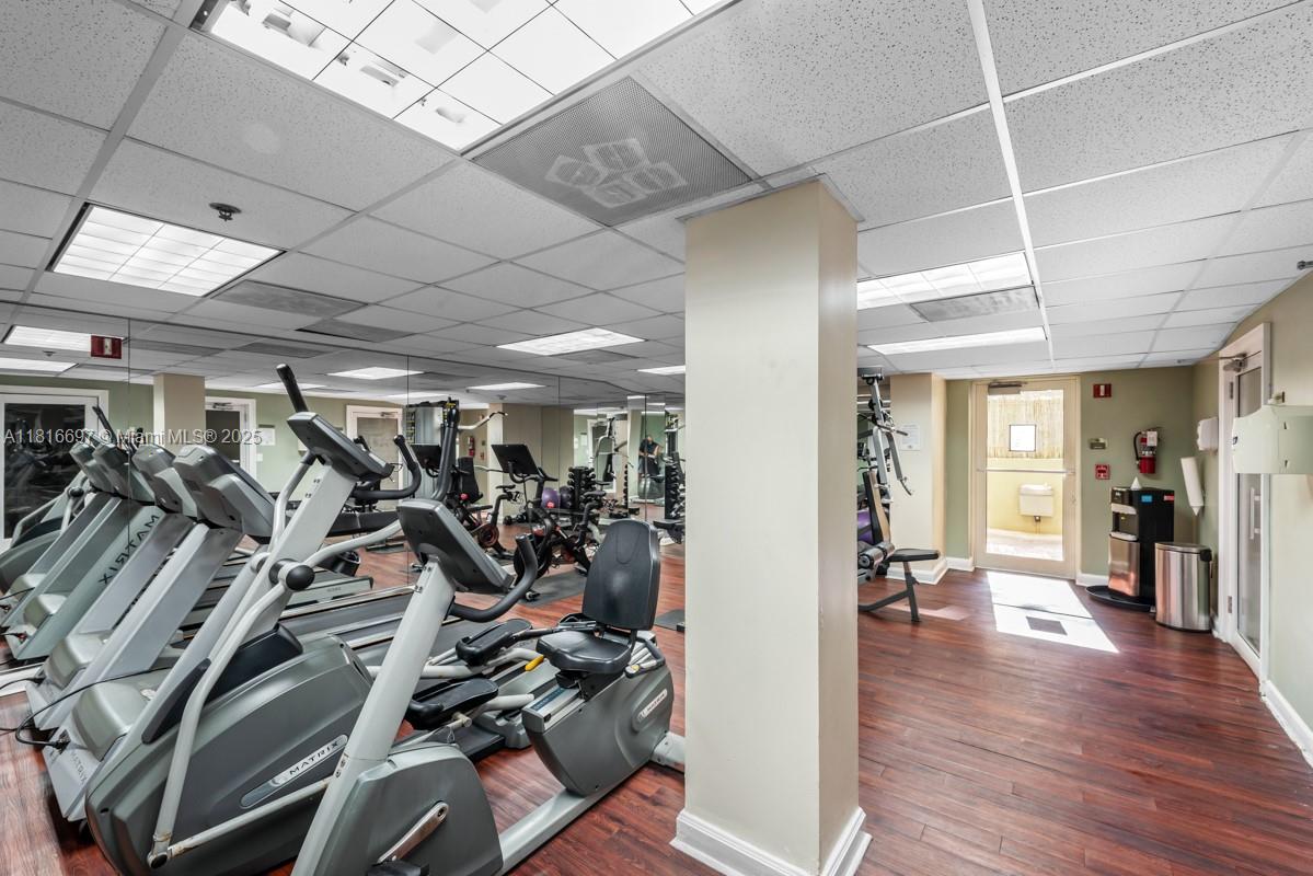 2951 S Bayshore Dr # 917