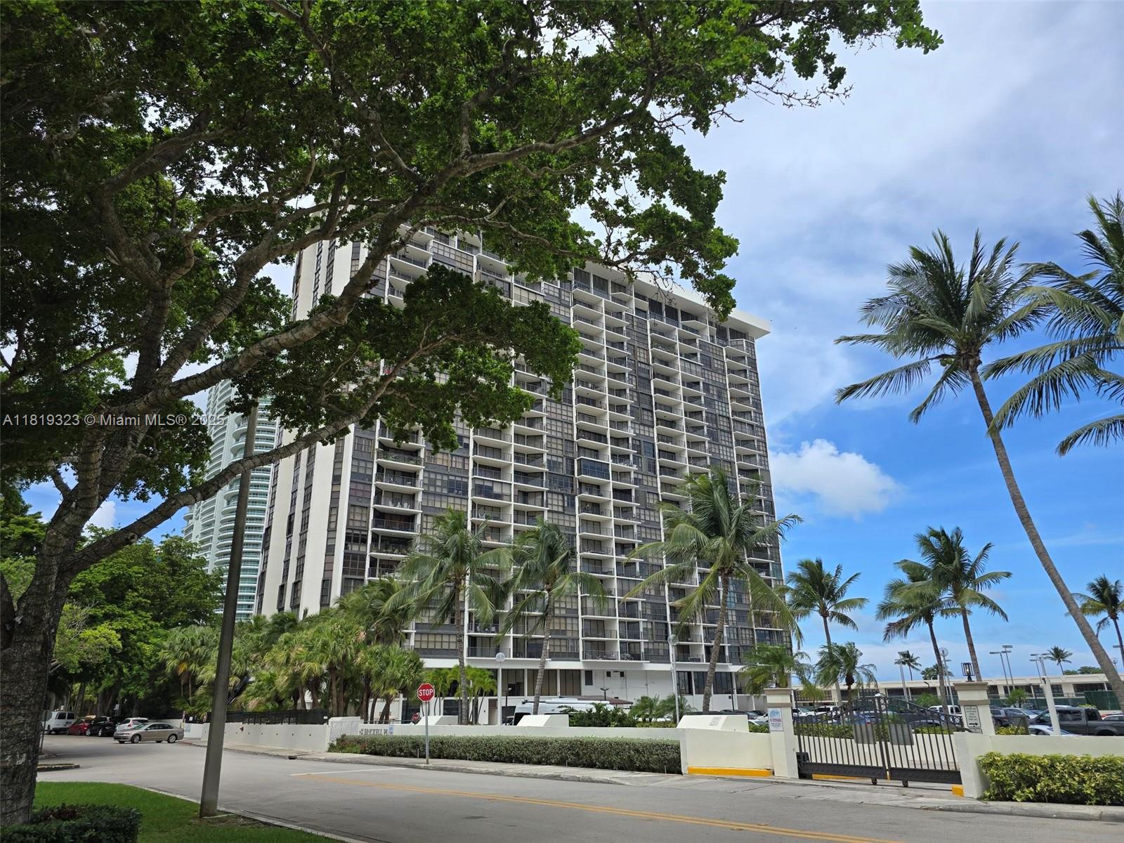 1901 Brickell Ave # B1508