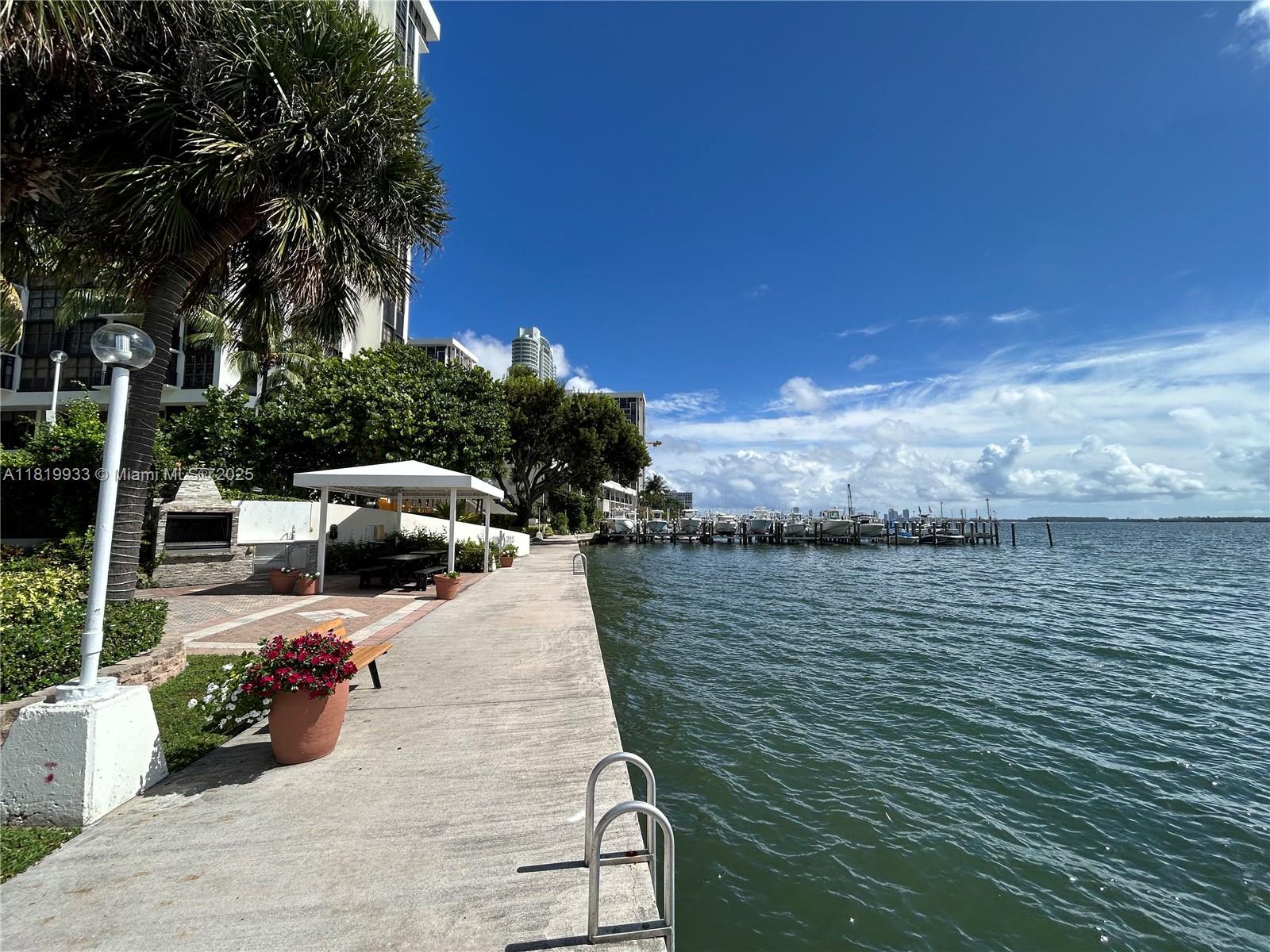 1915 BRICKELL AV # 1106C