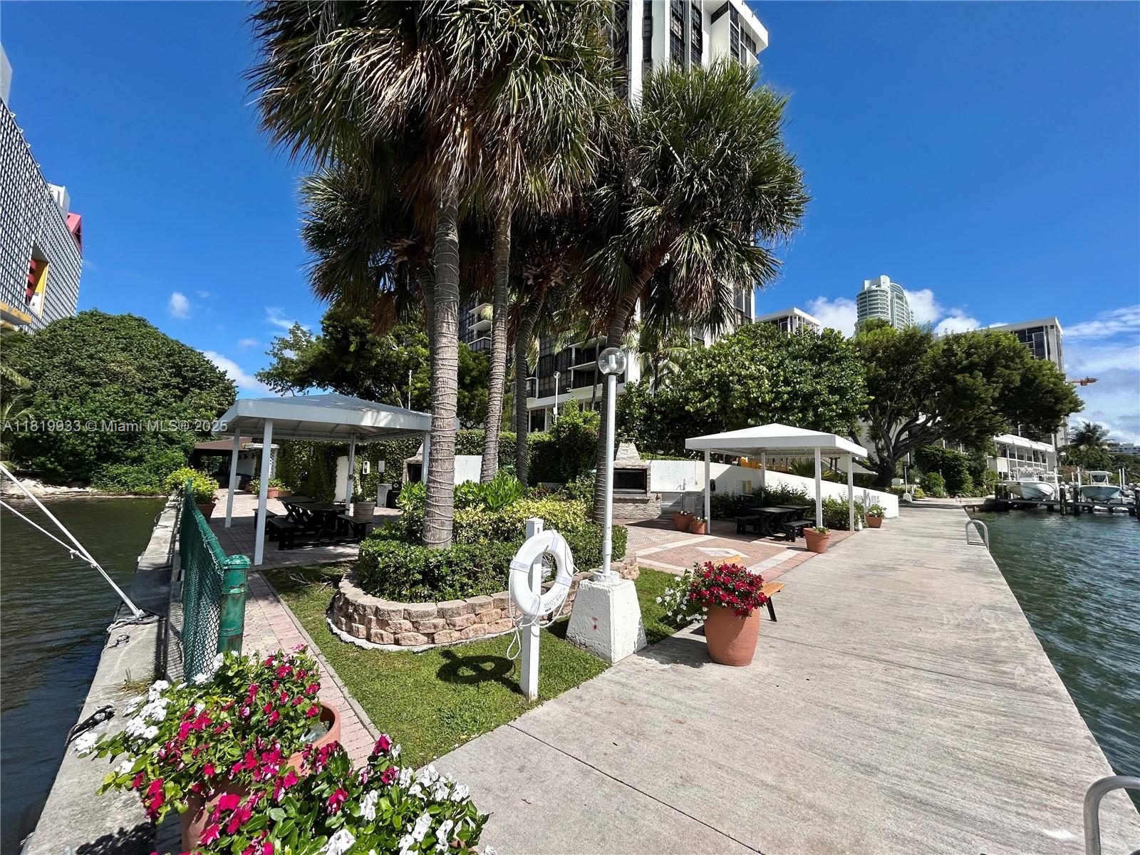 1915 BRICKELL AV # 1106C