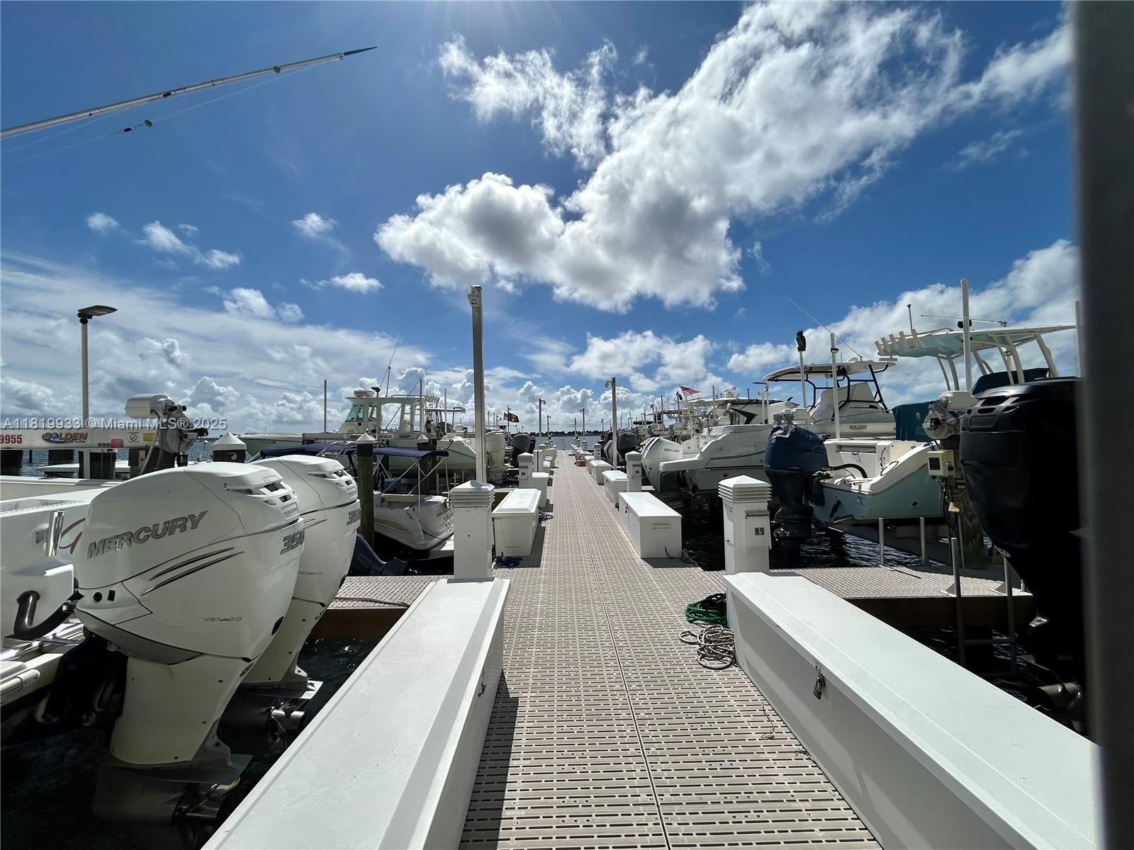 1915 BRICKELL AV # 1106C