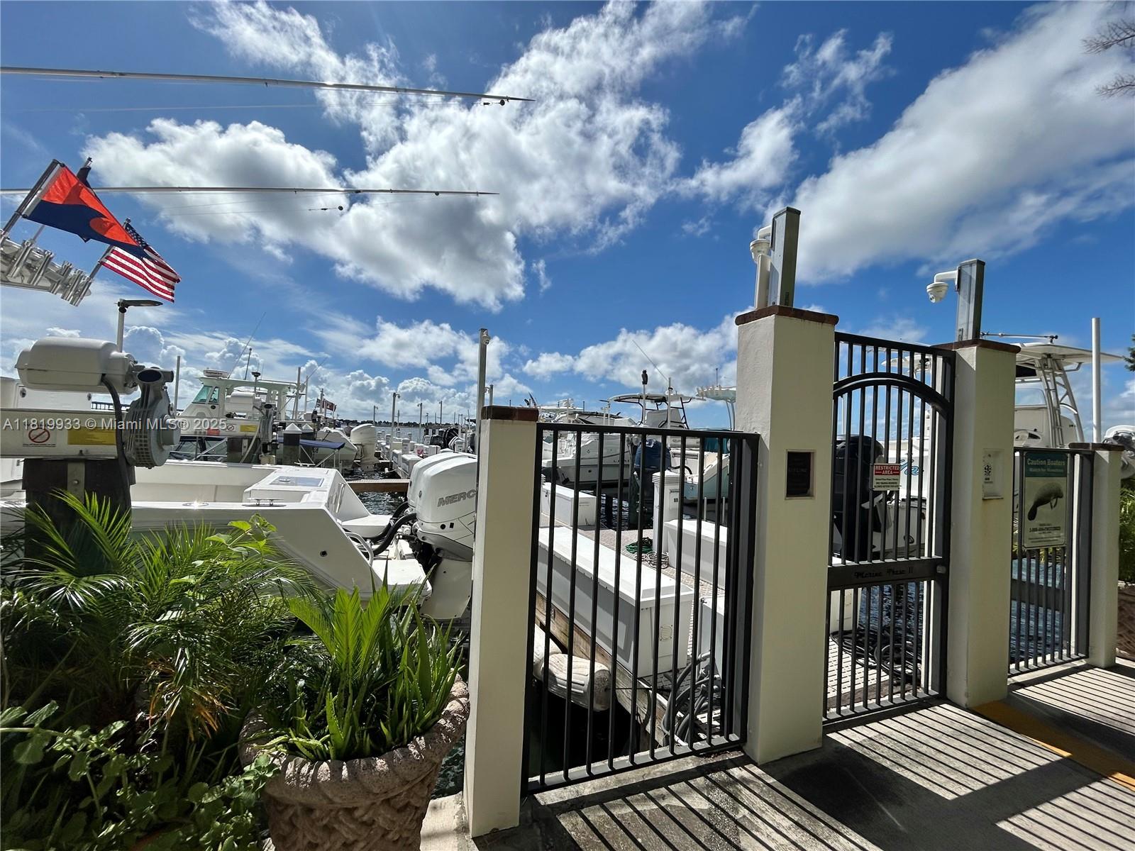 1915 BRICKELL AV # 1106C