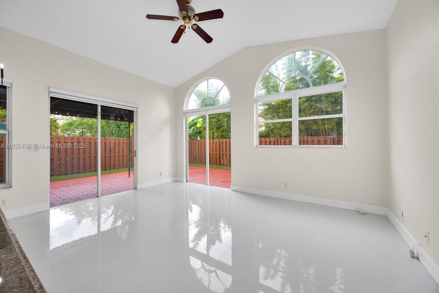 9785 NW 29th Ter