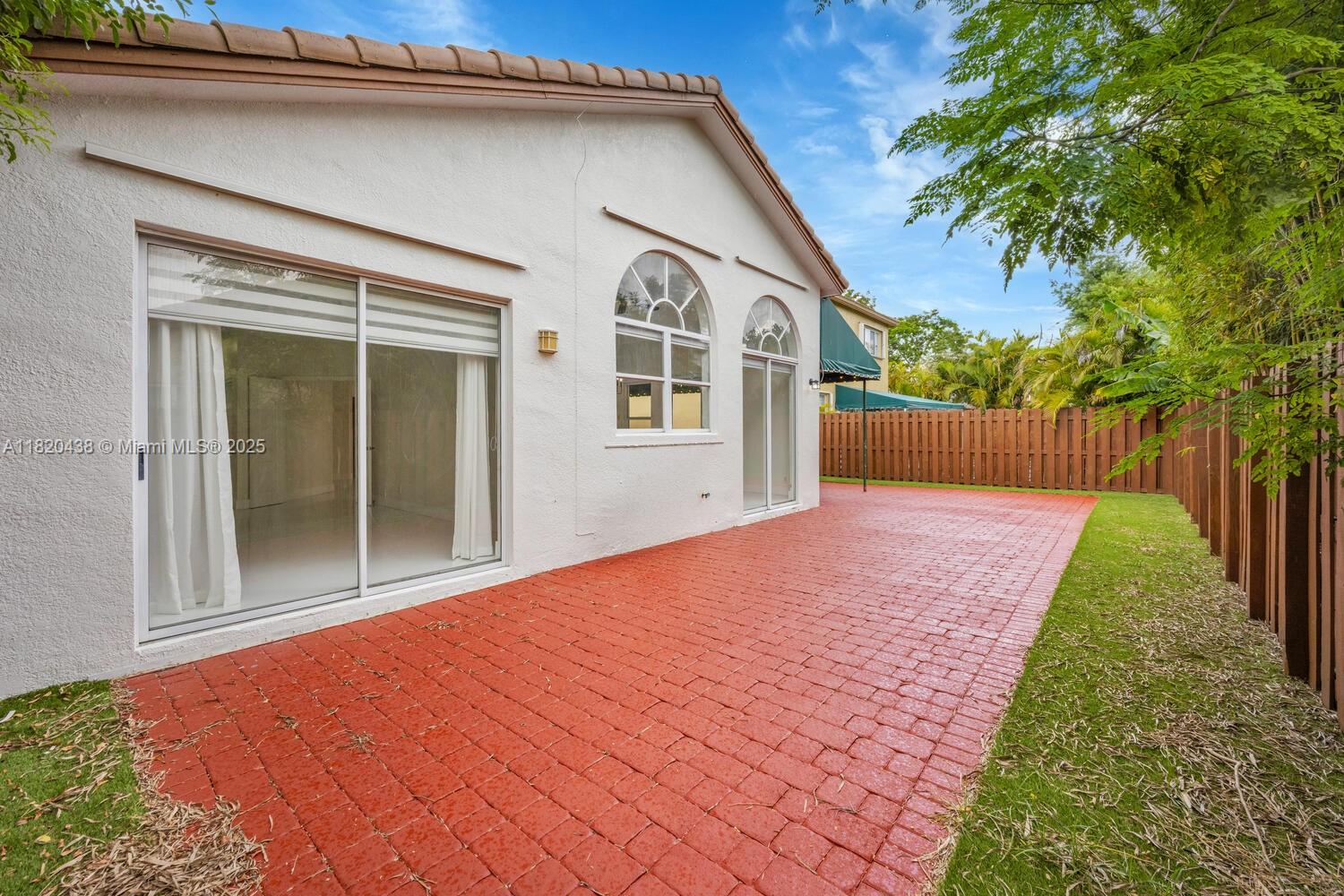 9785 NW 29th Ter