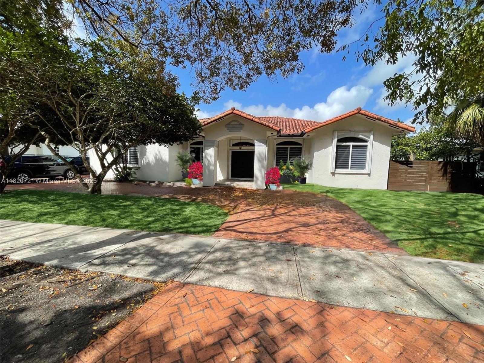 17050 SW 90th Ave