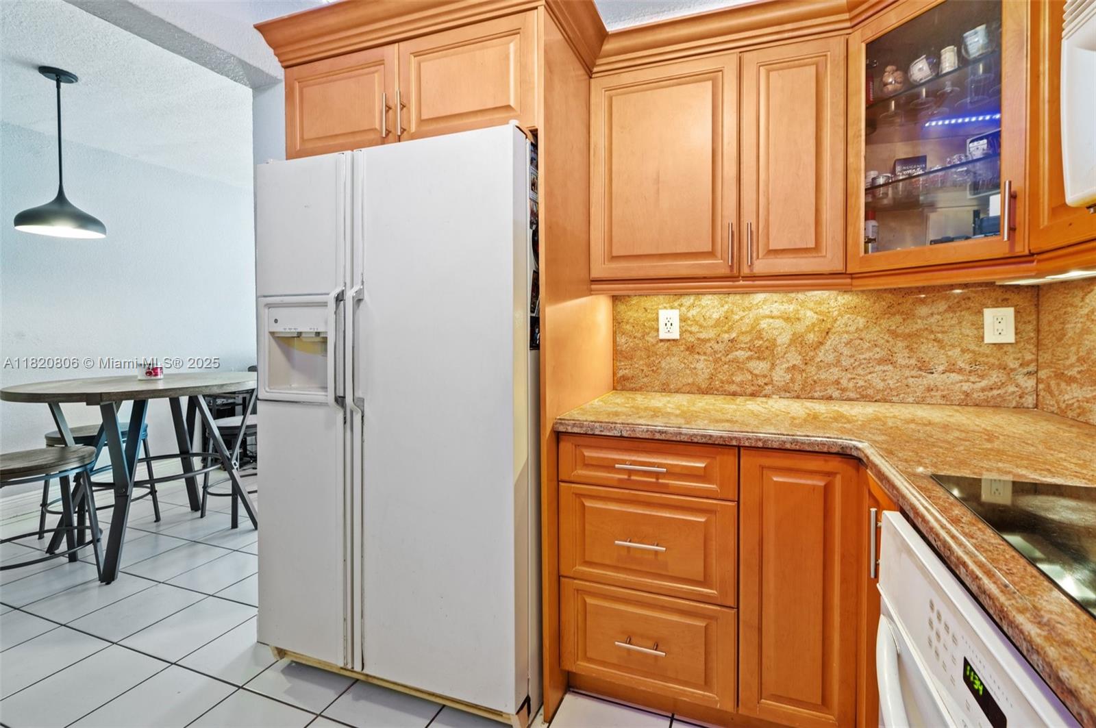 590 SW 62nd Ave